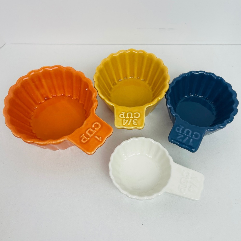 Ceramic Measuring Cups Set 4 Fluted Cupcake Liner Style Multicolor Excellent